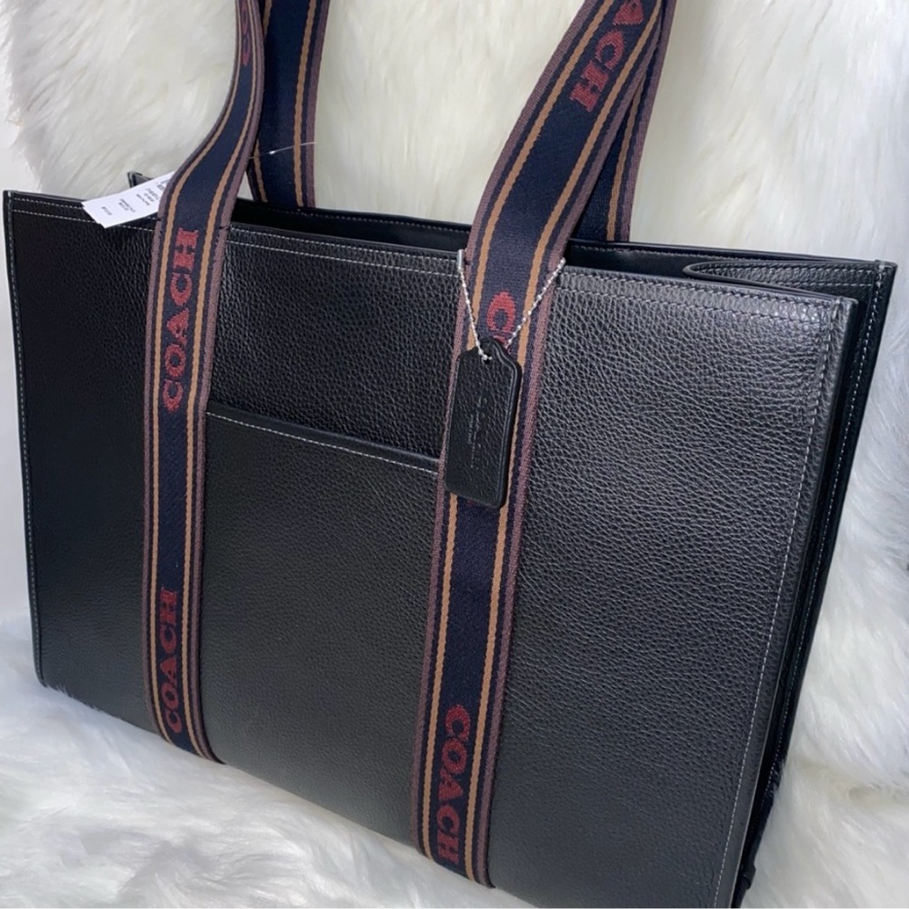 Coach Large Smith Tote New with tags - Picture 13 of 16